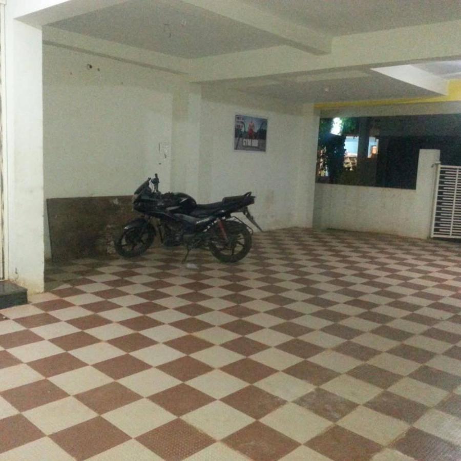 Nisarga Men'S Pg Hostel Дарвад Екстериор снимка